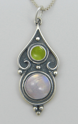 Sterling Silver Romantic Necklace in Rainbow Moonstone And Peridot